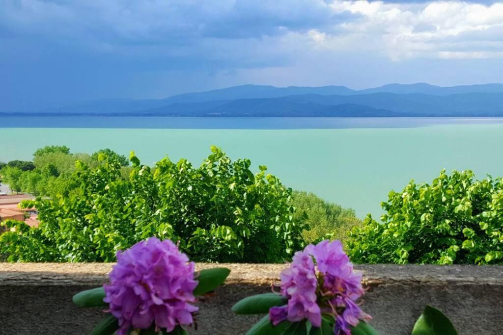 Апартаменти Bellavista La Tua Romantica Vacanza Sul Trasimeno Кастільйоне-дель-Лаго Екстер'єр фото