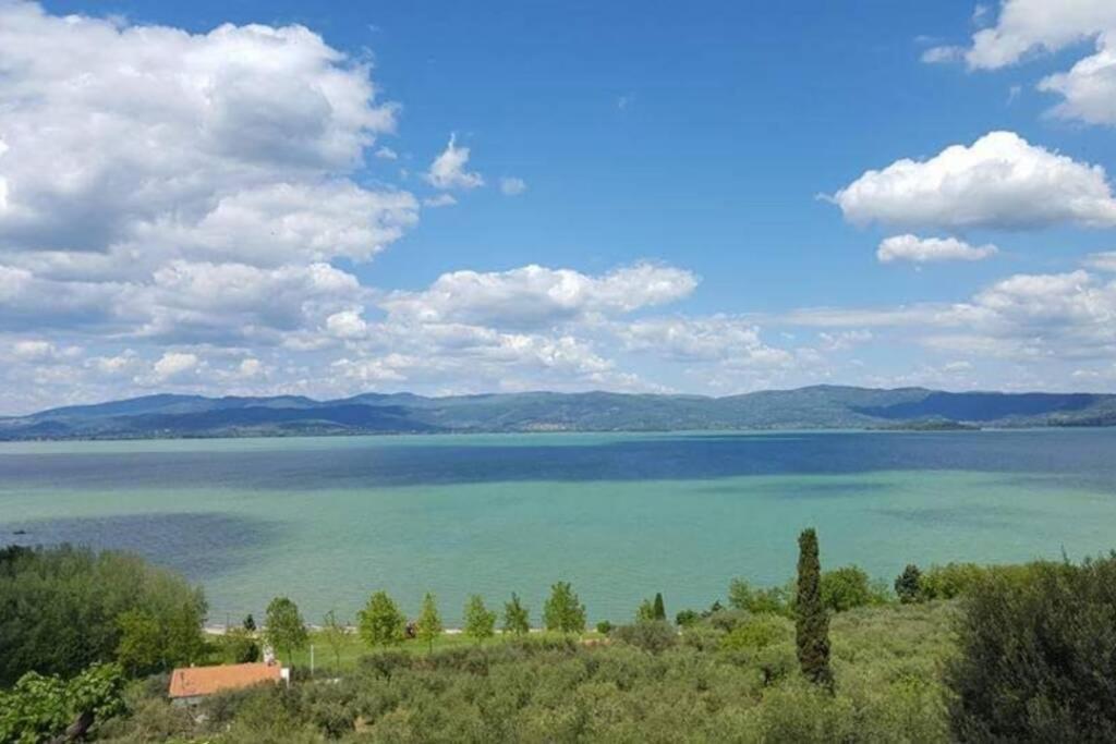 Апартаменти Bellavista La Tua Romantica Vacanza Sul Trasimeno Кастільйоне-дель-Лаго Екстер'єр фото