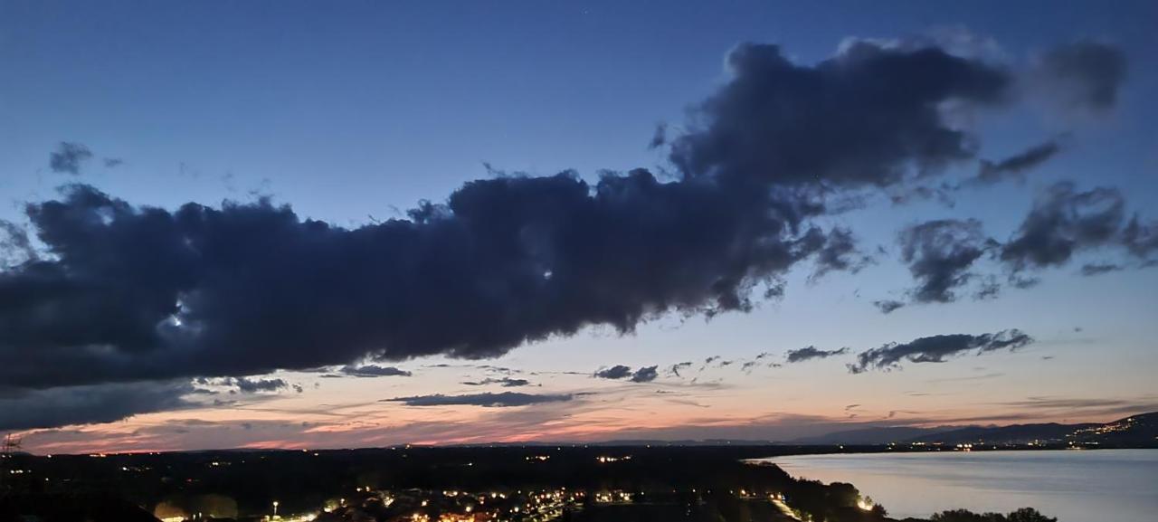 Апартаменти Bellavista La Tua Romantica Vacanza Sul Trasimeno Кастільйоне-дель-Лаго Екстер'єр фото